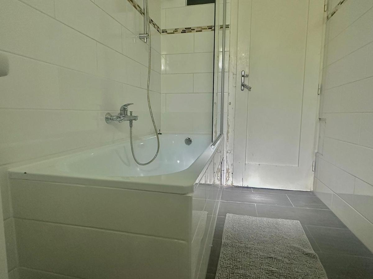Balcony Apartment, 1 Min To U1 Reumannplatz Appartamento *
